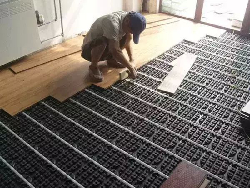 地磚上鋪木地板好不好，為什么會過日子的人都選擇這樣做