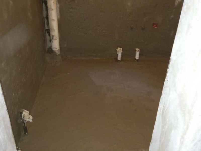 整體簡(jiǎn)單改造裝修：1.前期設(shè)計(jì) -- 2.主體拆改 -- 3.水電改造 -- 4.木工 -- 5.貼磚 -- 6.刷墻面漆 -- 7.廚衛(wèi)吊頂 -- 8.櫥柜安裝 -- 9.木門安裝 -- 10.地板安裝 -- 11.鋪貼壁紙 -- 12.散熱器安裝 -- 13.開關(guān)插座安裝 -- 14.燈具安裝 -- 15.五金潔具安裝 -- 16.窗簾桿安裝 -- 17.拓荒保潔 -- 18.家具 進(jìn)場(chǎng) -- 19.家電安裝 -- 20.家居配飾裝修.