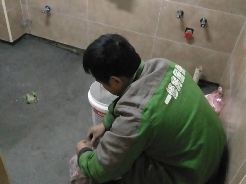 鄭州專業(yè)房屋維修公司哪家好，鄭州座便器水箱漏水的簡便修理