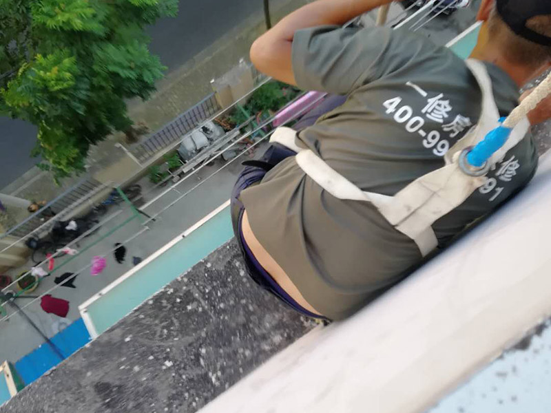 ?？趯?zhuān)業(yè)修漏水一般如何施工比較好