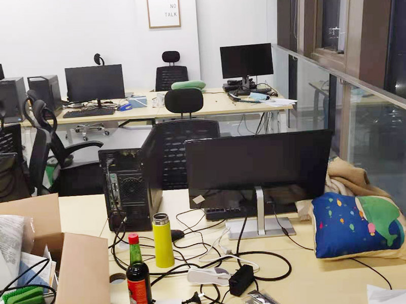 成都雙流區(qū)家電維修公司-雙流區(qū)熱水器安裝工人-雙流區(qū)空調移機