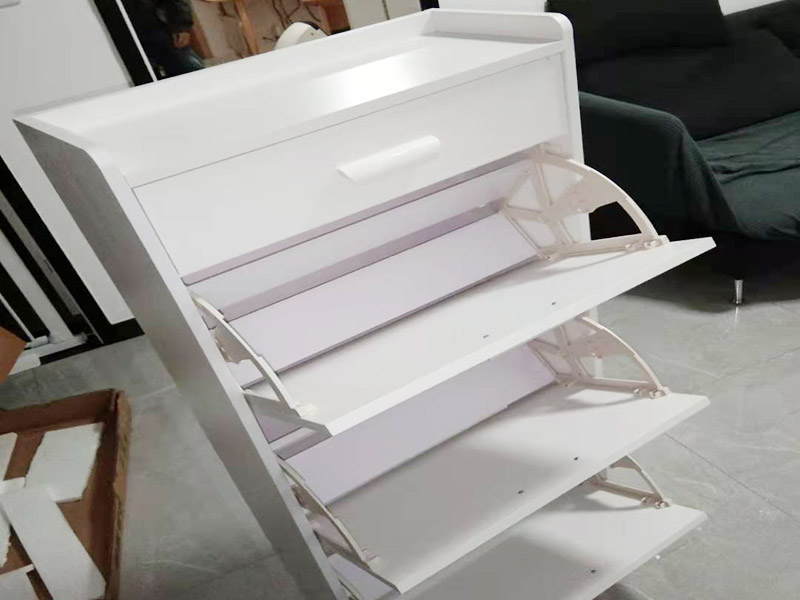 對于輕微的家具劃痕，如何進行家具美容補漆簡單易操作