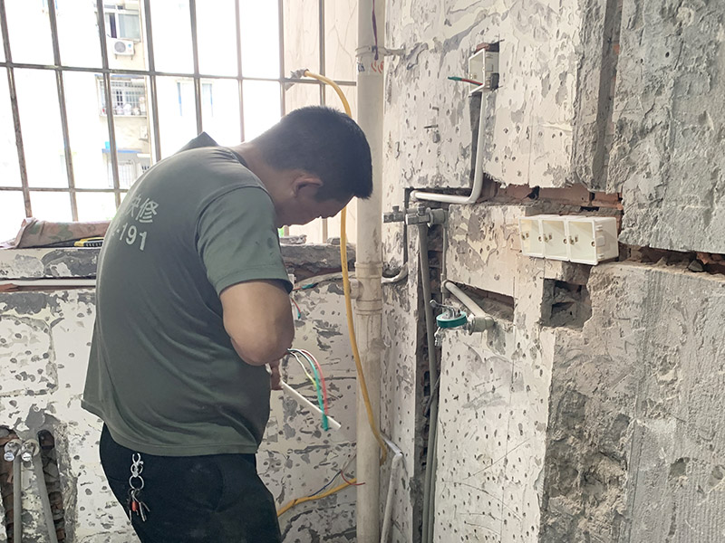 電線開關暗管鋪設