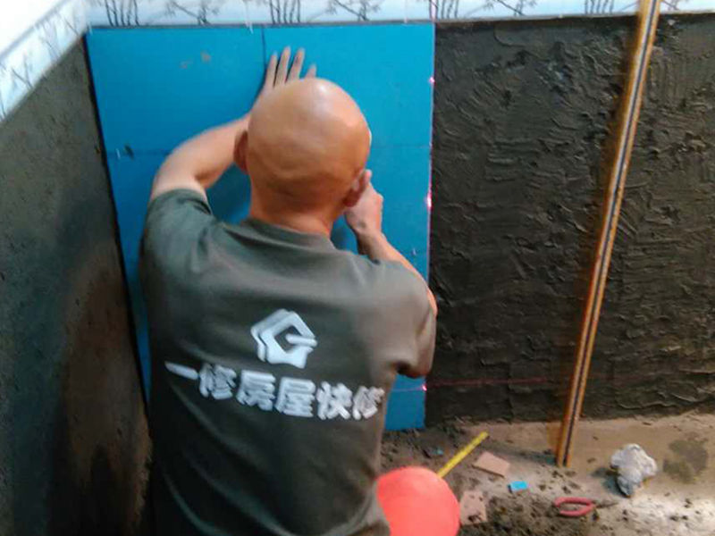 清水房裝修價(jià)格,四平米衛(wèi)生間簡(jiǎn)單裝修需要多少錢(qián)；衛(wèi)生間裝修也需要裝修標(biāo)準(zhǔn)