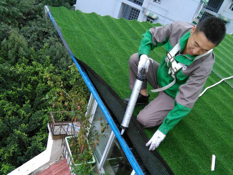 綿陽房頂漏水可以自己修補嗎，綿陽房頂漏水維修價格