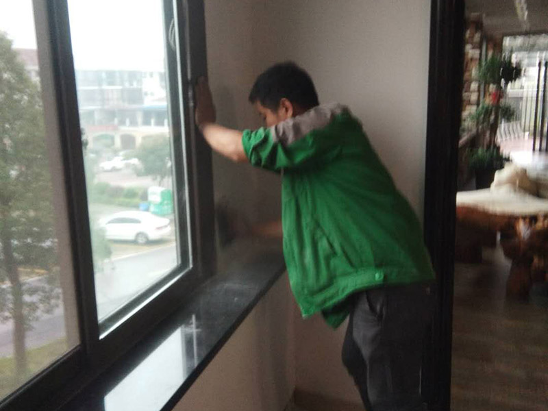 武漢窗戶防水怎么做不漏水，武漢窗戶防水需要多少錢