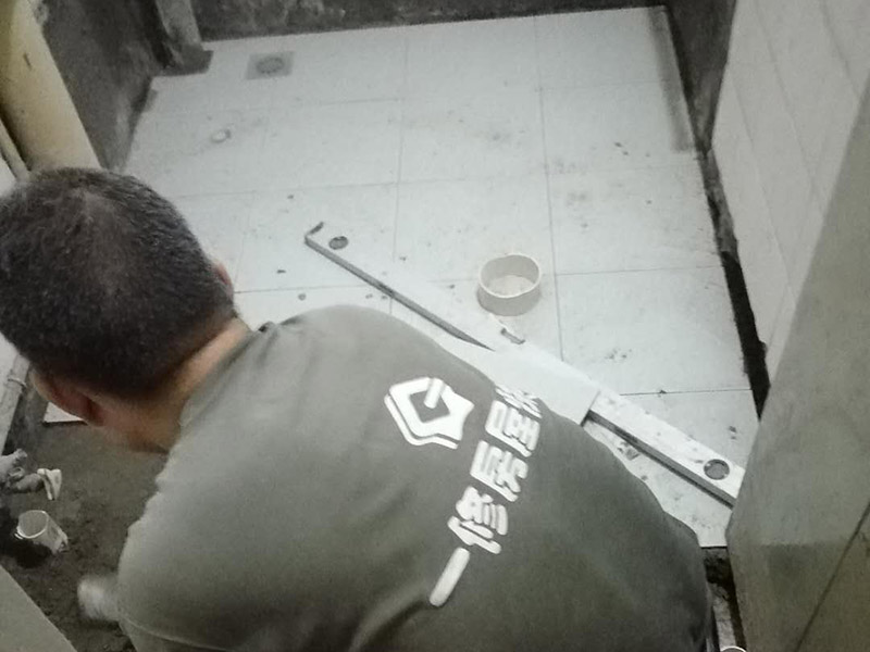 武漢廁所補(bǔ)漏找哪家公司好，武漢廁所補(bǔ)漏怎么做效果好