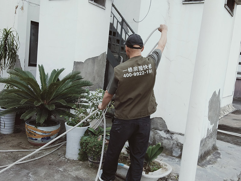 成都防水施工要求，流程規(guī)范，好不好得看公司買家評(píng)論！