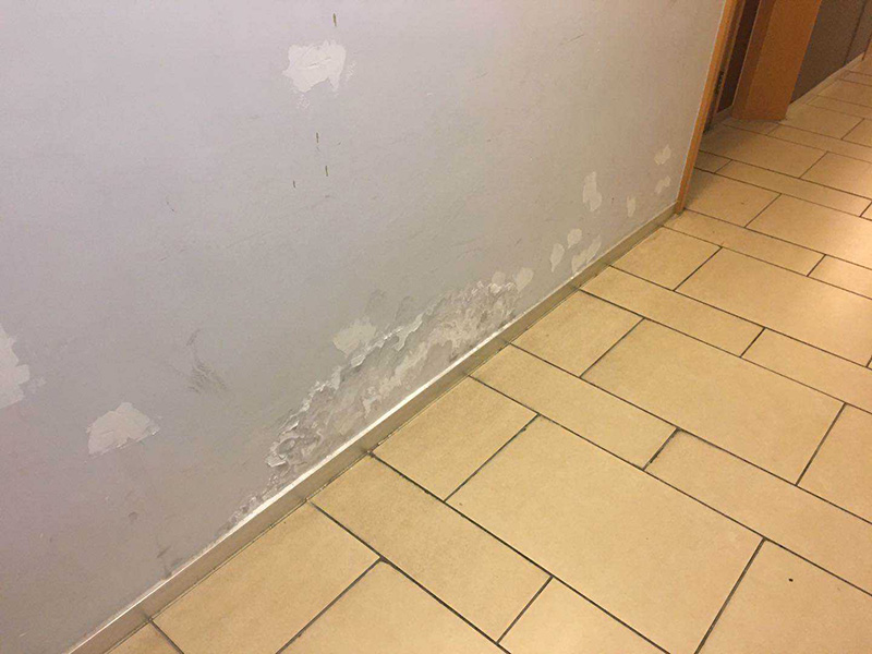 衛(wèi)生間漏水不砸磚維修靠譜嗎？主要看你家漏水有多嚴(yán)重