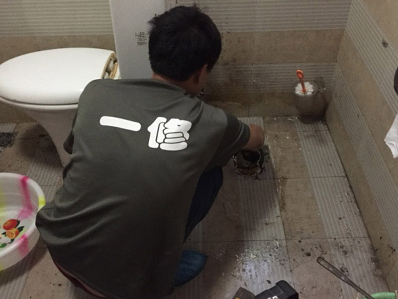 管道疏通方法科普，洗衣服加熱水也可疏