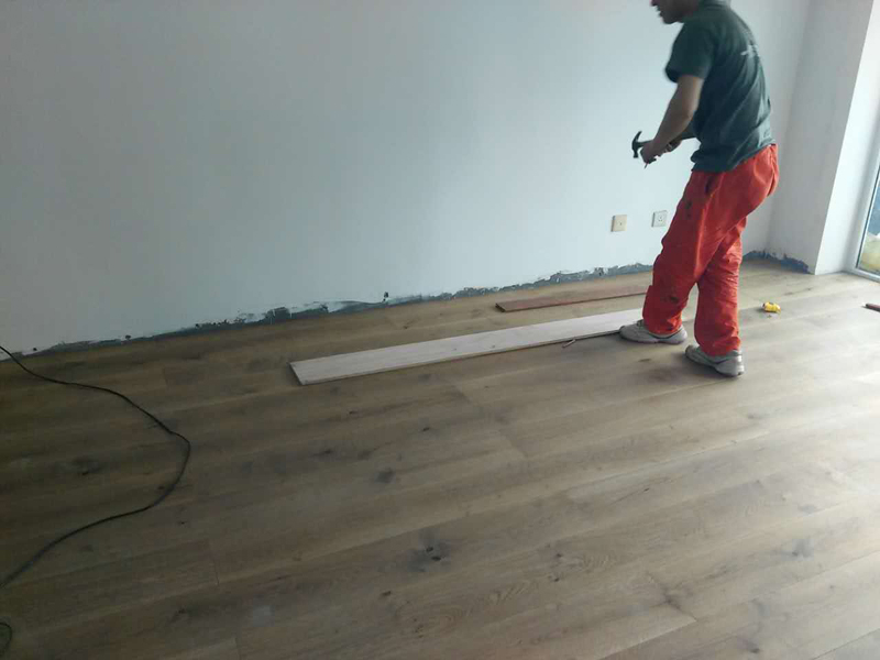 一修木地板修補、外墻補漏、角閥安裝、