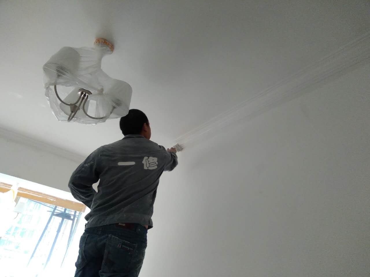 天花板漏水怎么處理？天花板漏水維修方