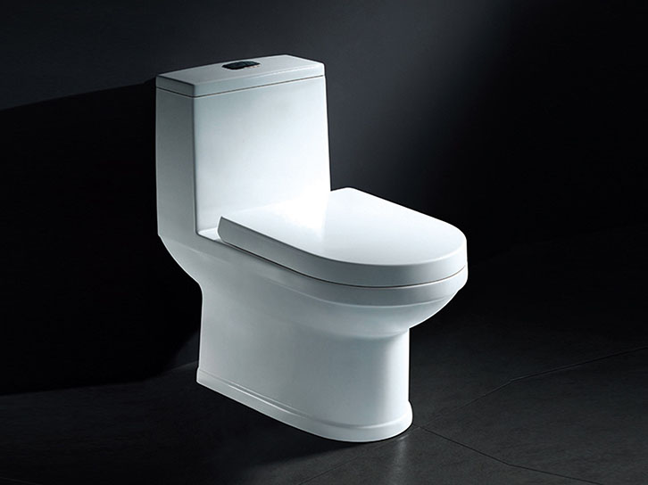 馬桶漏水維修多少錢(qián)，馬桶一沖水底座漏