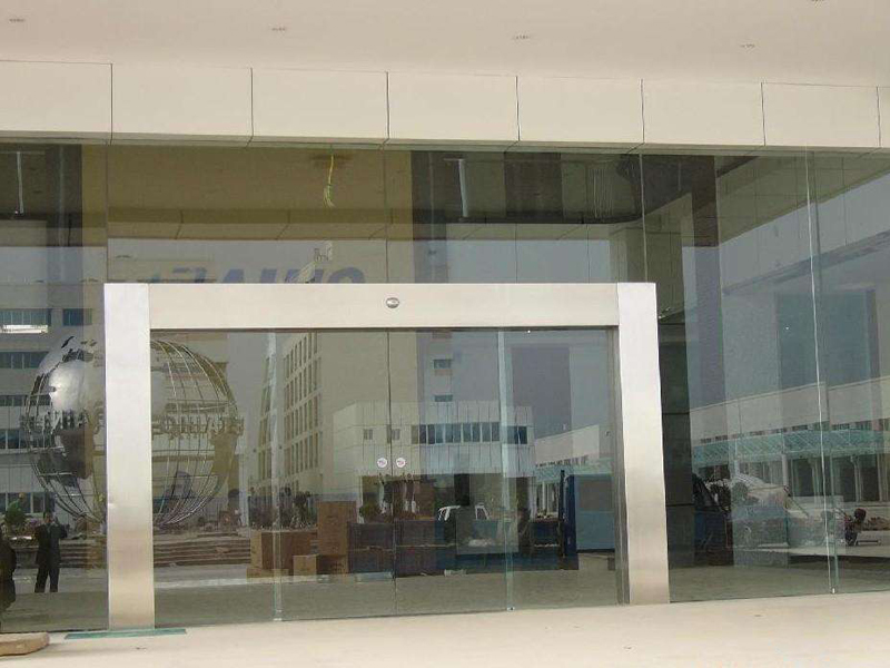 廣州維修電動(dòng)門(mén)一般多少錢(qián)，廣州維修電