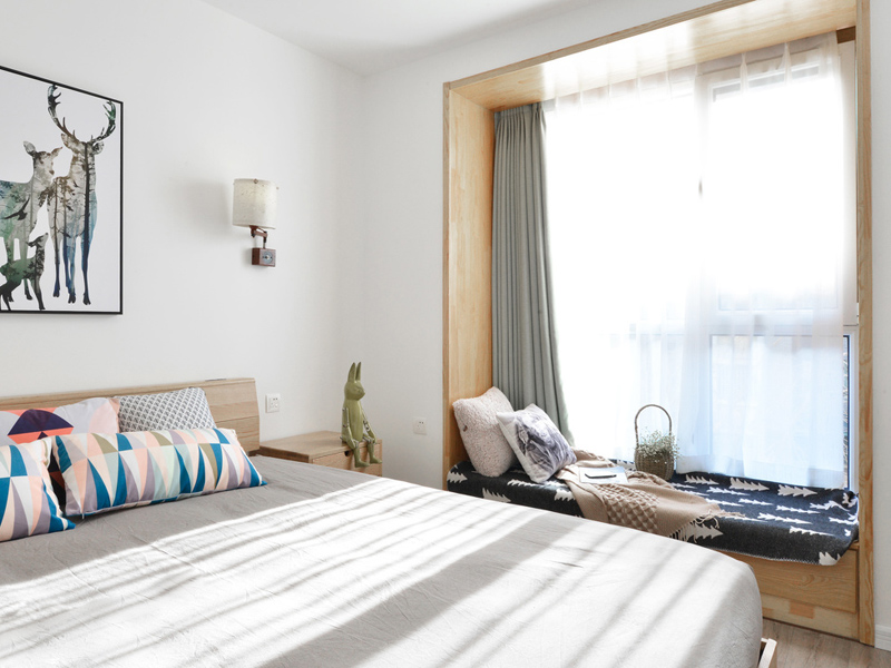 無錫門窗漏風(fēng)誰可以維修，無錫門窗有縫