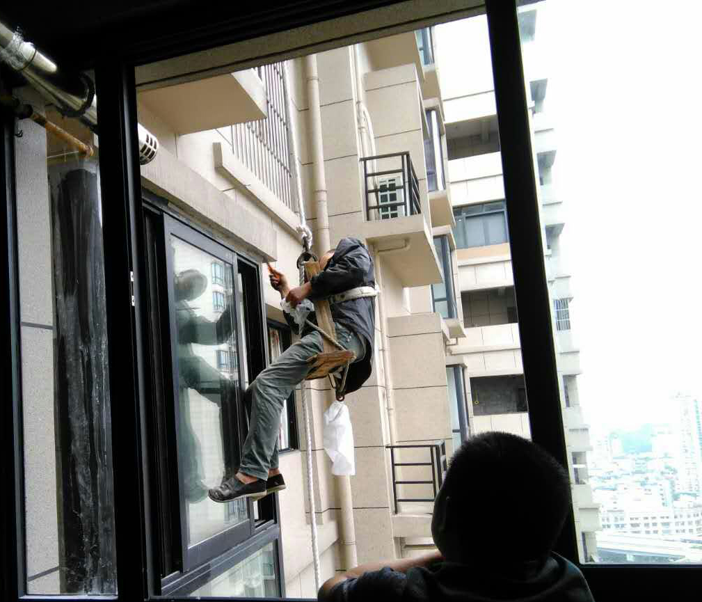 鄭州專門維修公司哪家專門處理門窗，鄭