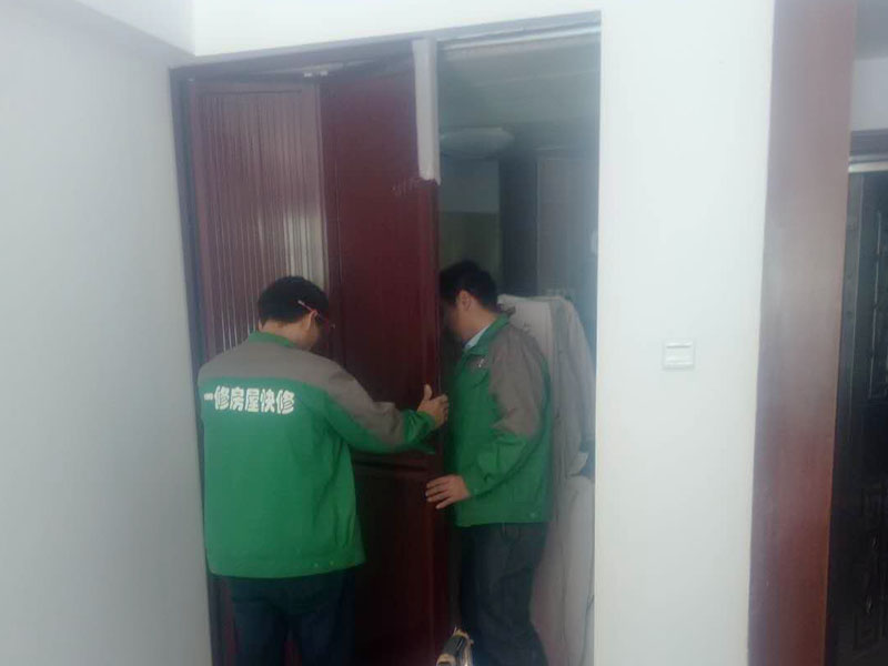 鄭州房屋維修公司哪家能維修木門，鄭州