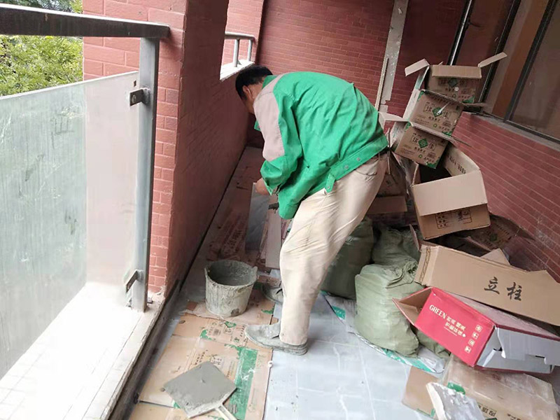 砧瓷磚包工包料多少錢一平方，砧瓷磚需