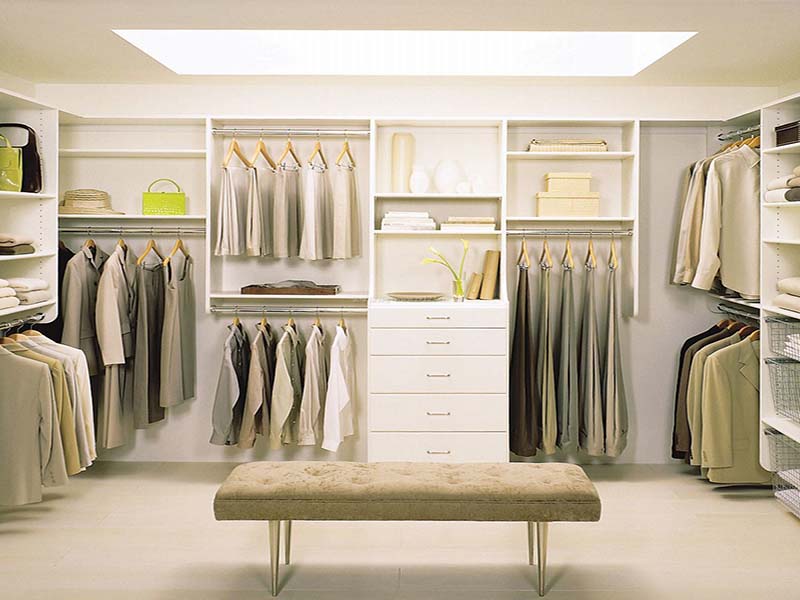 如何挑選定制衣柜廠家，定制衣柜廠家如