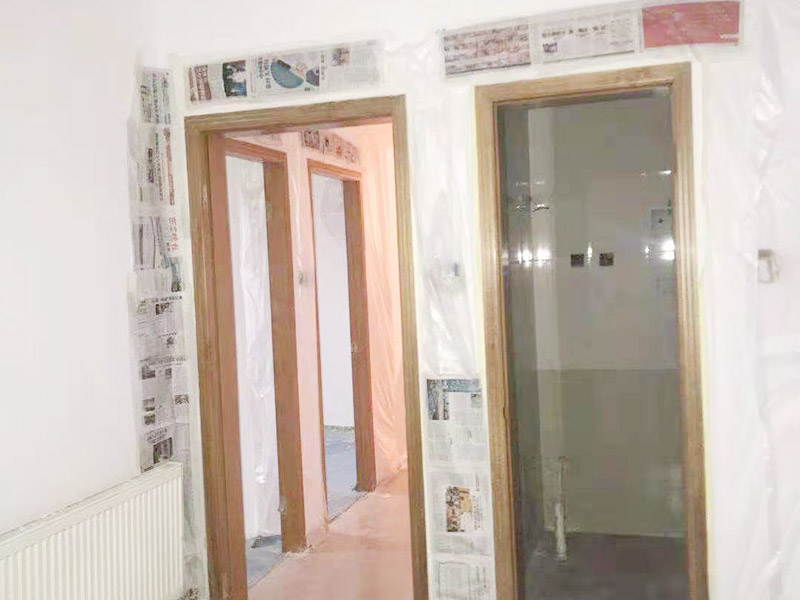 子母門小門插銷壞了怎么維修？