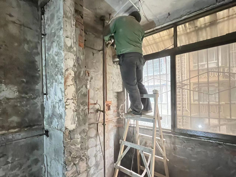 不懂裝修的人是選半包好還是全包好？