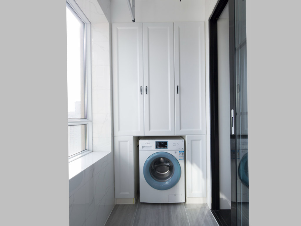 北歐風(fēng)格陽臺(tái)裝修圖片