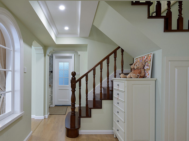 南京市下關區(qū)樓梯間裝修效果圖