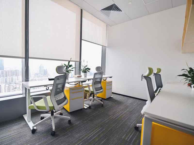 南昌市區(qū)60平米辦公室開(kāi)放式設(shè)計(jì)布局-隔斷安裝