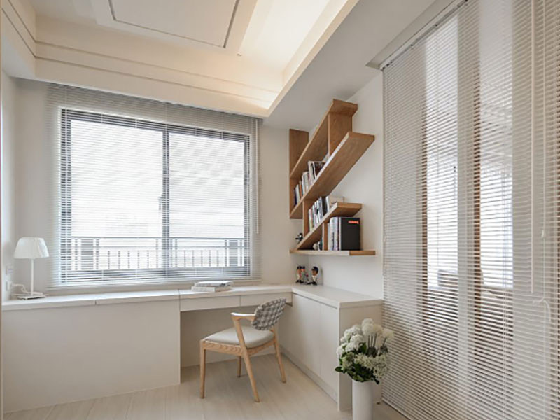 平頂山市新華區(qū)日式原木風格裝修設(shè)計-書房設(shè)計