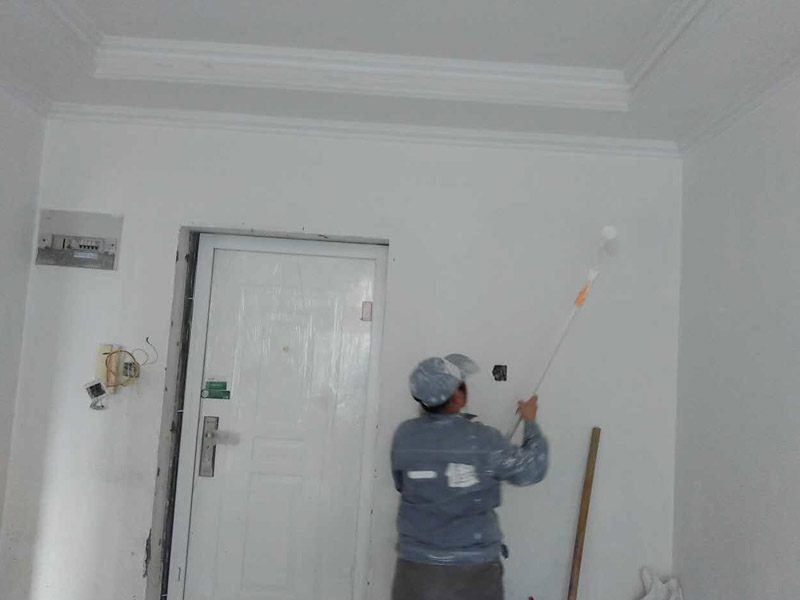 墻面補(bǔ)灰、滾漆