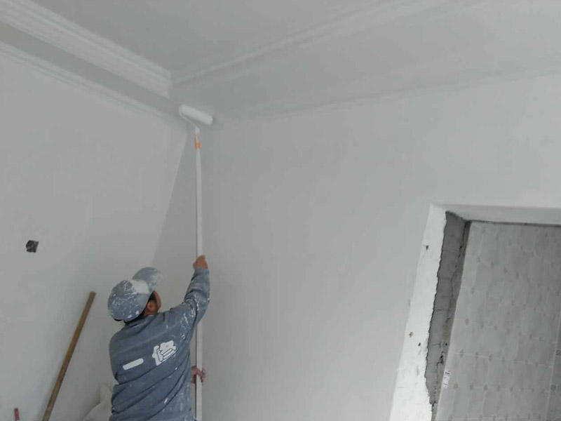 墻面補(bǔ)灰、滾漆